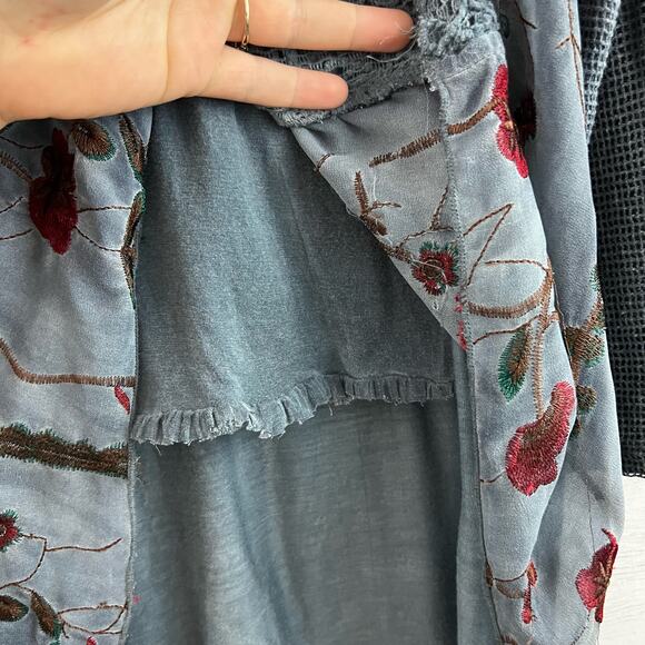 Signals Blue Embroidered Long Sleeve Boho Top Size M - Picture 8 of 8